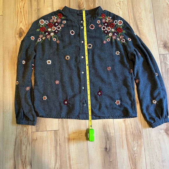 Breshka Embroidered Blouse Medium - Picture 3 of 4